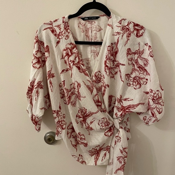 Zara Women's Cream and Red Floral Wrap Linen Blouse - Picture 1 of 7